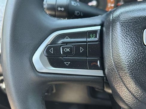 Used 2024 Jeep Compass Latitude AWD/4WD image 12