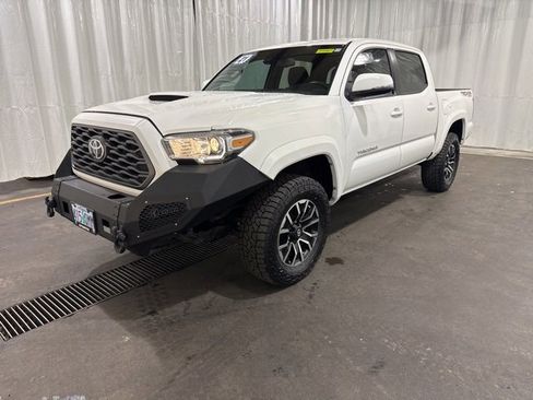 Used 2021 Toyota Tacoma TRD Sport image 30
