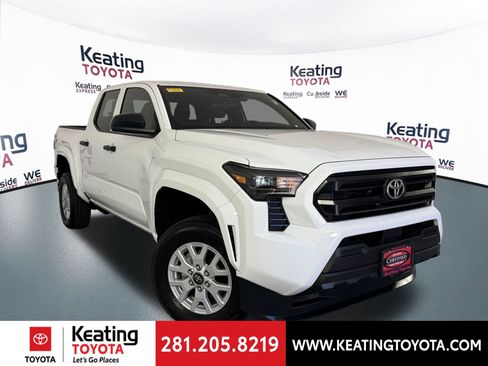 Used 2026 Toyota Tacoma SR image 2