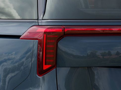 New 2026 Kia Carnival SX Prestige FWD image 11
