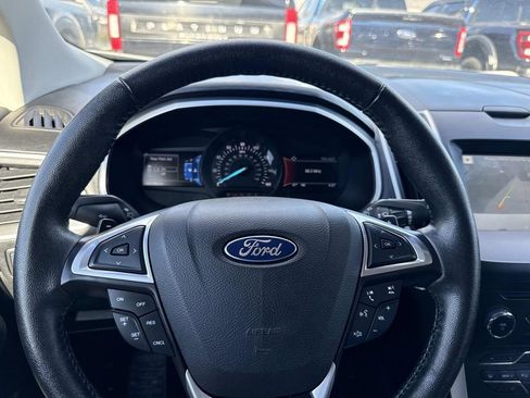 Used 2016 Ford Edge SEL w/ Canadian Touring Package AWD/4WD image 28