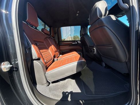 Used 2024 GMC Sierra 2500 Denali Ultimate w/ Max Trailering Package image 33