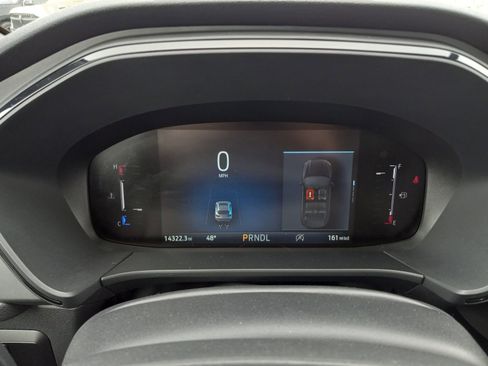 Used 2025 Ford Escape ST-Line image 17