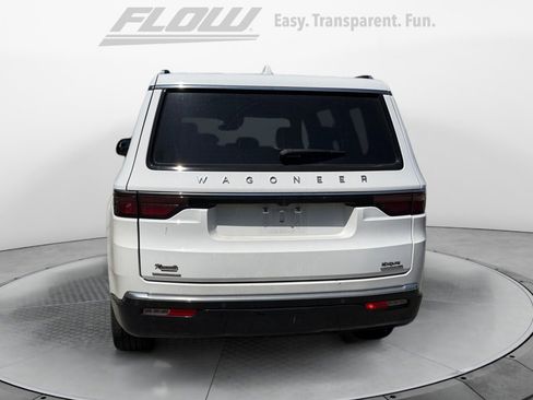 Used 2023 Jeep Wagoneer Series III w/ Premium Group I image 8