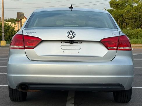 Used 2015 Volkswagen Passat 1.8T S FWD image 6