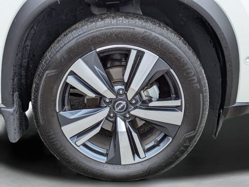 Used 2023 Nissan Rogue Platinum w/ Platinum Premium Package FWD image 33