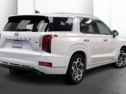 Used 2022 Hyundai Palisade Calligraphy image 11