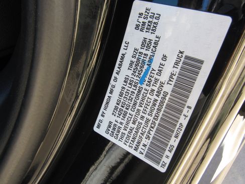 Certified 2017 Honda Ridgeline Black Edition image 31