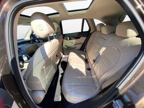 Used 2016 Mercedes-Benz GLC 300 4MATIC image 13