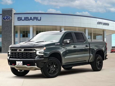 Used 2025 Chevrolet Silverado 1500 ZR2 w/ Technology Package AWD/4WD image 1