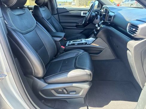 Used 2023 Ford Explorer ST w/ Equipment Group 401A AWD/4WD image 18