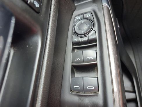 Used 2021 Chevrolet Silverado 2500 LTZ w/ LTZ Premium Package image 22