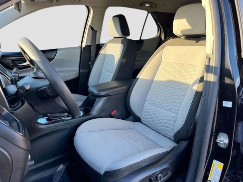 Used 2021 Chevrolet Equinox LS w/ LPO, Blackout Package FWD image 19