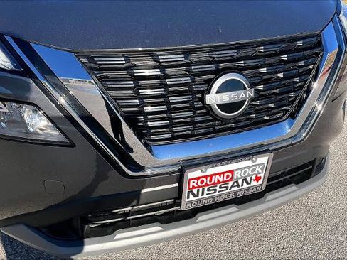 Certified 2023 Nissan Rogue SV image 29