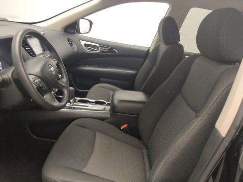 Used 2020 Nissan Pathfinder S FWD image 17