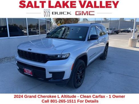 Used 2024 Jeep Grand Cherokee L Altitude image 2