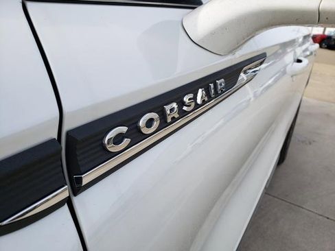 Used 2022 Lincoln Corsair AWD w/ Equipment Group 101A image 27