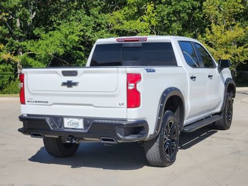 Used 2025 Chevrolet Silverado 1500 LT Trail Boss w/ Convenience Package II image 6