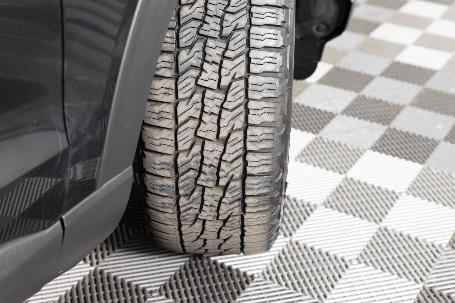 Used 2022 Ford Explorer ST-Line w/ Class IV Trailer Tow Package AWD/4WD image 46
