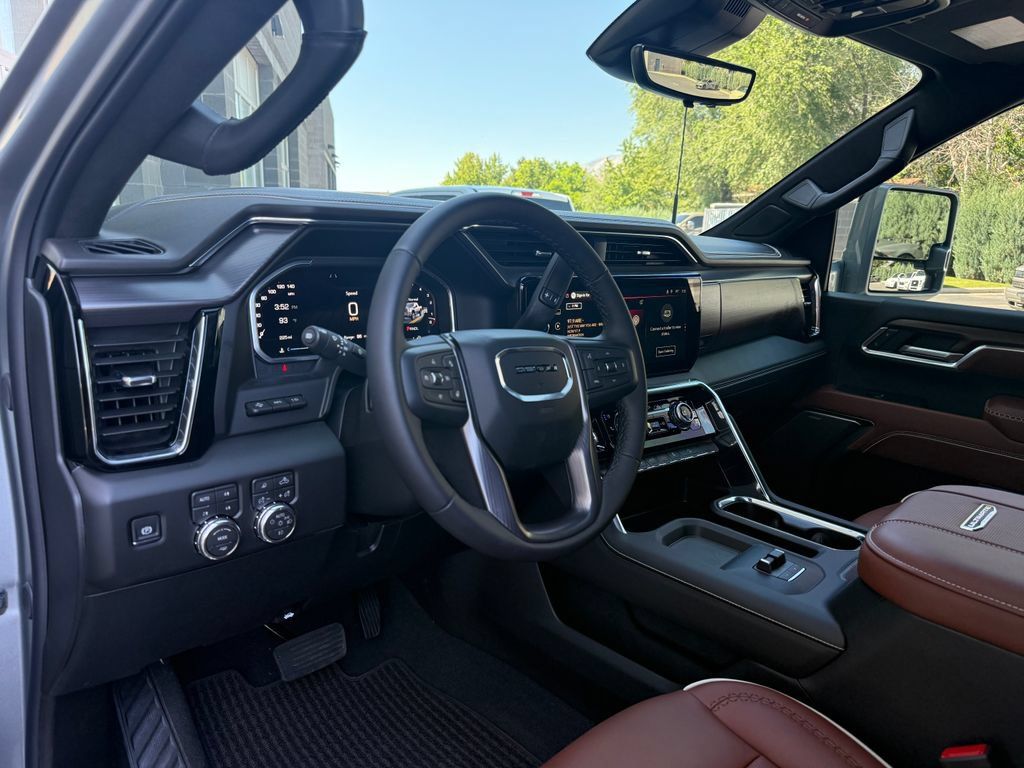 Used 2026 GMC Sierra 3500 Denali Ultimate AWD/4WD image 25
