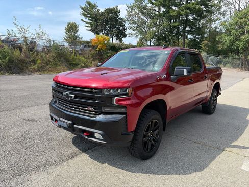 Used 2022 Chevrolet Silverado 1500 LT Trail Boss w/ Safety Package AWD/4WD image 1