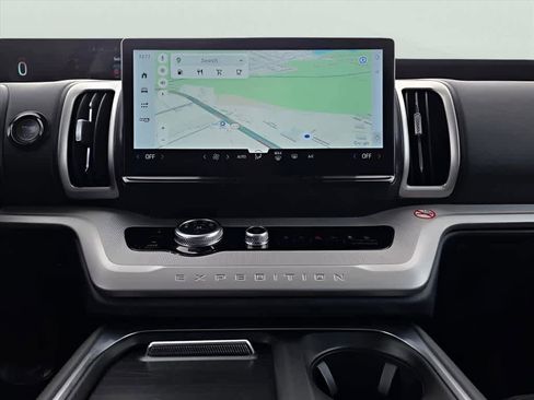 Used 2025 Ford Expedition Max Active image 19