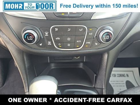 Used 2022 Chevrolet Equinox LT w/ Driver Convenience Package image 28