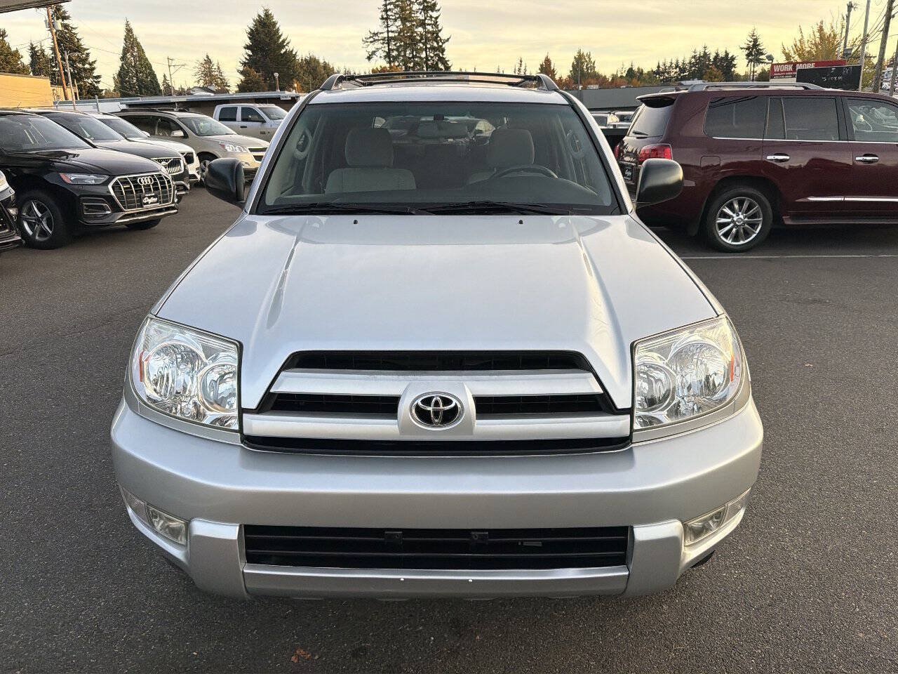 Used 2003 Toyota 4Runner SR5 w/ Preferred Accessory Pkg AWD/4WD image 9