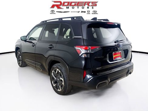 Used 2025 Subaru Forester Limited w/ Popular Package AWD/4WD image 6