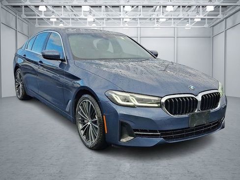 Certified 2023 BMW 540i xDrive w/ Executive Package image 3