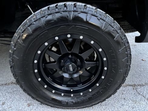 Used 2014 Ford F150 FX4 w/ Equipment Group 402A Luxury image 40