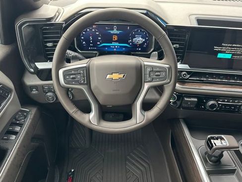 New 2026 Chevrolet Silverado 1500 LT image 17