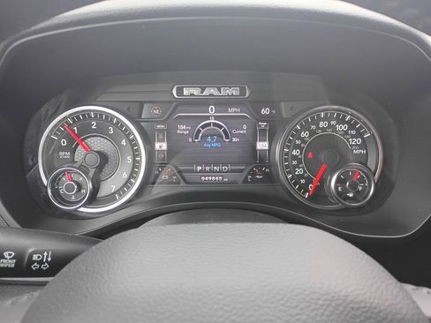 Used 2021 RAM 1500 Big Horn image 13