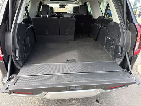 Used 2025 Ford Expedition Max Platinum image 29