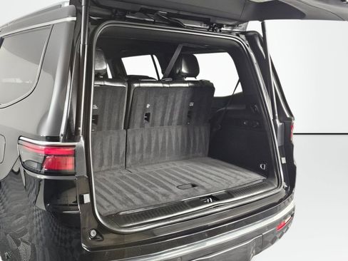 Used 2022 Jeep Wagoneer Series I AWD/4WD image 16