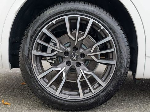 New 2025 Maserati Grecale GT AWD/4WD image 13