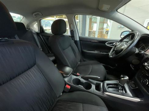 Used 2019 Nissan Sentra SV FWD image 28