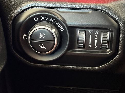 Used 2020 Jeep Gladiator Rubicon AWD/4WD image 35