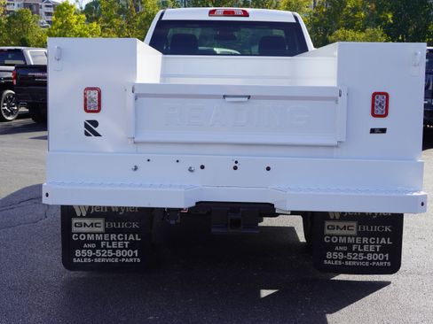 New 2025 GMC Sierra 3500 Pro w/ Convenience Package AWD/4WD image 8