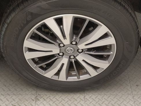 Used 2019 Nissan Pathfinder S FWD image 31