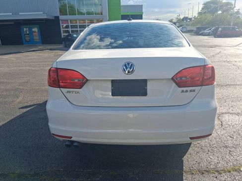 Used 2012 Volkswagen Jetta SE FWD image 8