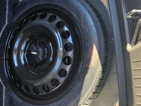 Used 2023 Chevrolet Malibu LS image 21