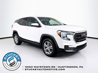 Used 2023 GMC Terrain SLE video 1