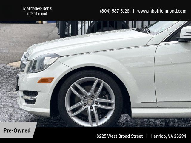 Used 2012 Mercedes-Benz C 300 4MATIC Sedan image 3