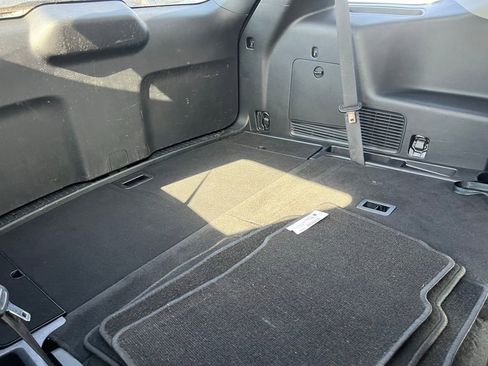 Certified 2022 Ford Explorer XLT w/ Class IV Trailer Tow Package image 17