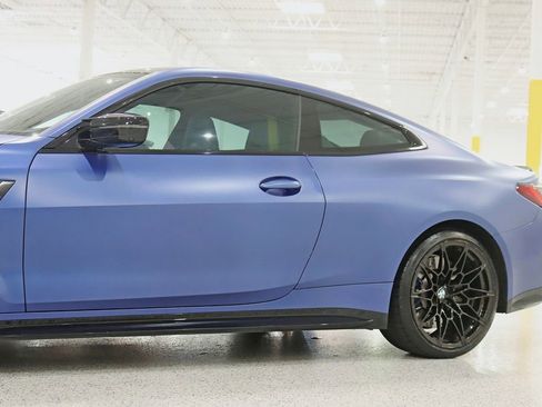 Used 2021 BMW M4 Coupe w/ Executive Package RWD image 3