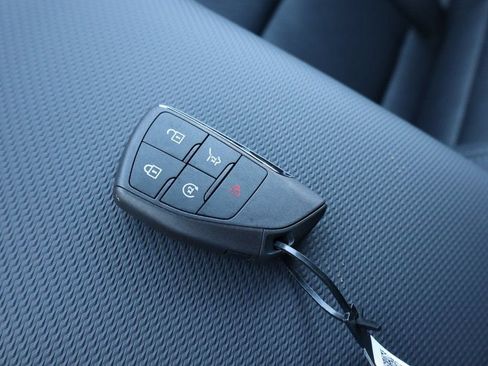 New 2026 Chevrolet Equinox LT w/ Convenience Package II image 19