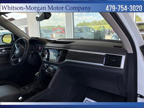 Used 2023 Volkswagen Atlas SE w/ Panoramic Sunroof Package FWD image 14