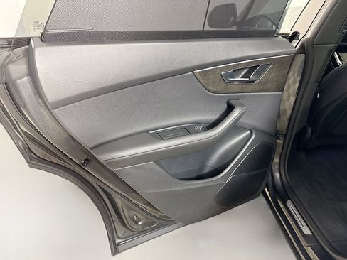 Used 2025 Audi Q8 Premium Plus w/ Premium Plus Package AWD/4WD image 26