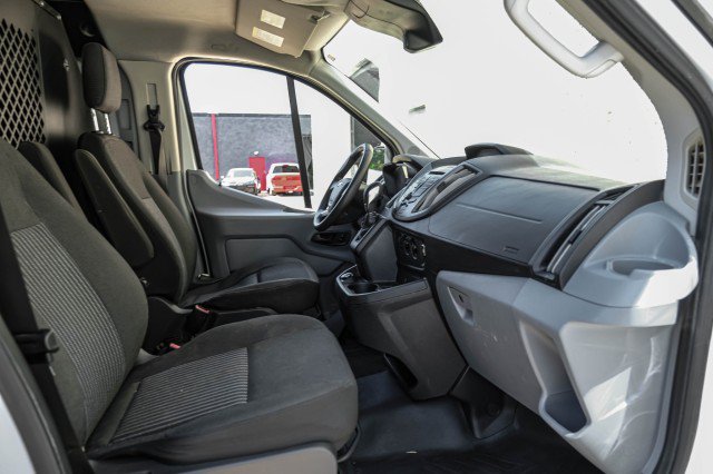 Used 2019 Ford Transit 150 130 Low Roof RWD image 28